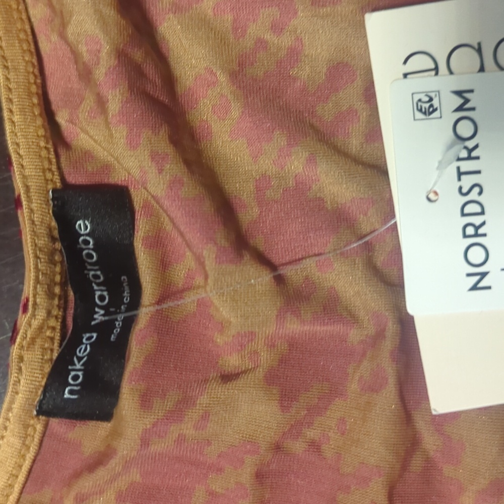 NWT Naked Wardrobe Red Houndstooth Crop Top - Picture 6 of 10